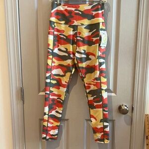 NWT Embrace Your Love yoga pants/leggings